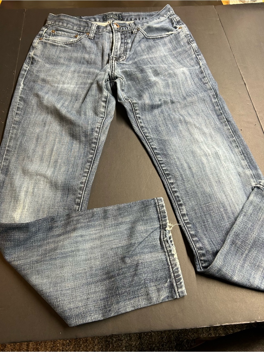 Lucky Brand Men's Faded Distressed 221 Original Straight Jeans, 30x32